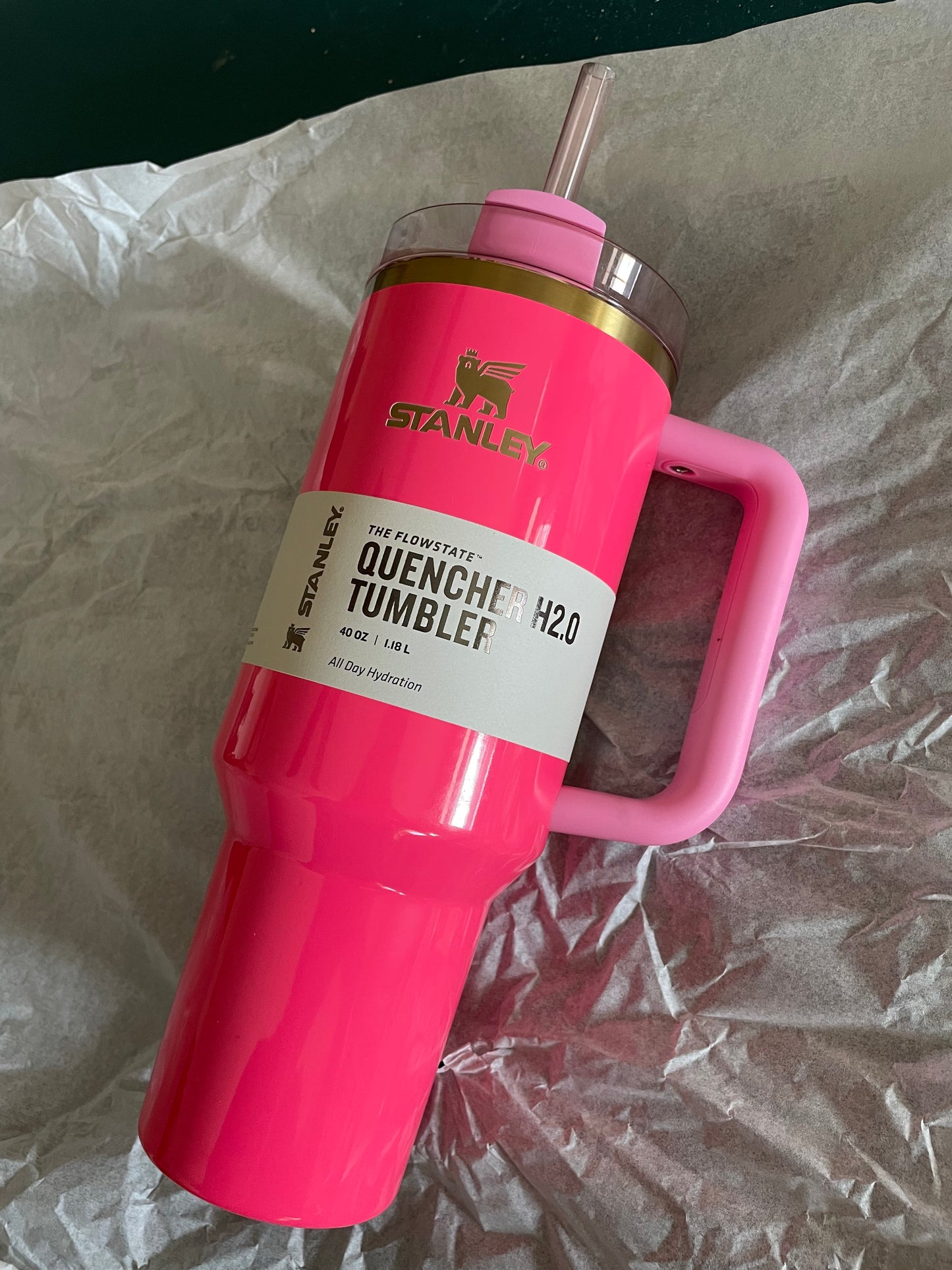 Stanley 40oz Tumbler “Pink Parade” VIRAL